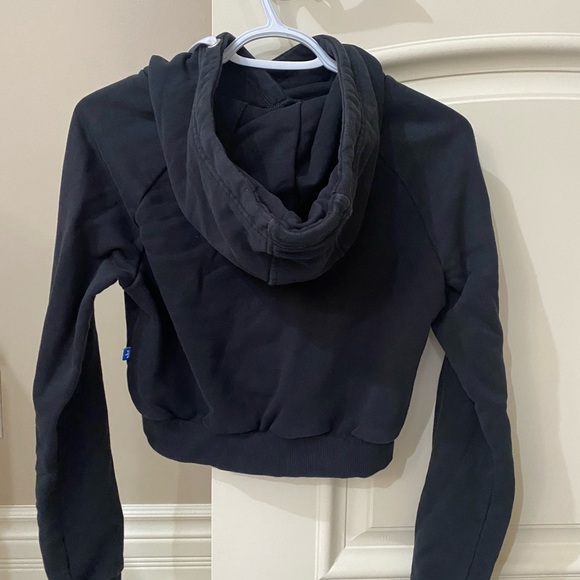 Adidas originals cropped hoodie in size small - Picture 3 of 3